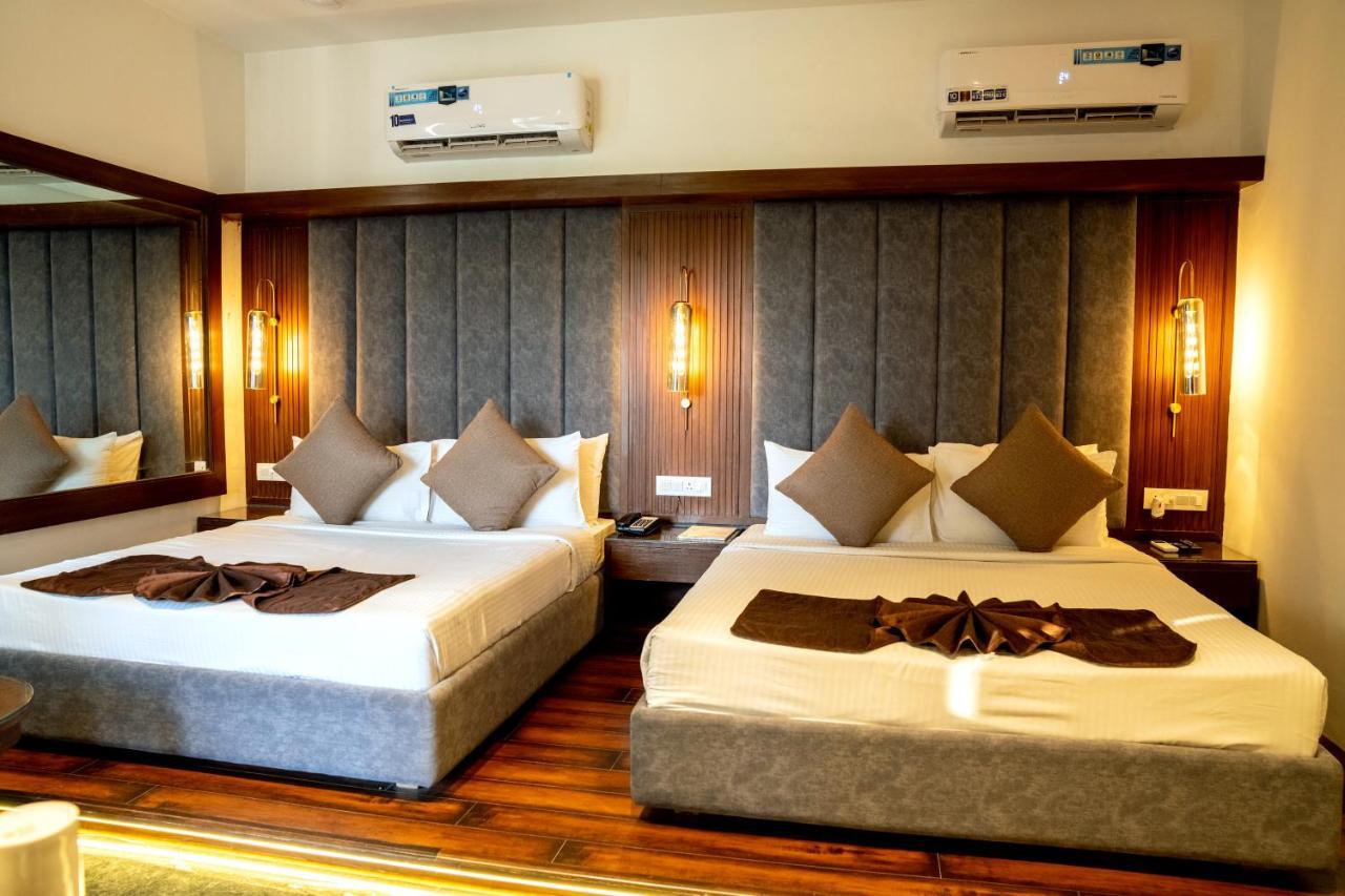 Redwood Resort Panchkula Exterior foto