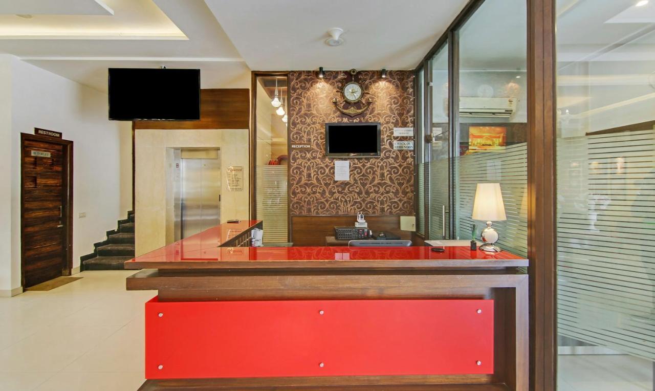 Redwood Resort Panchkula Exterior foto